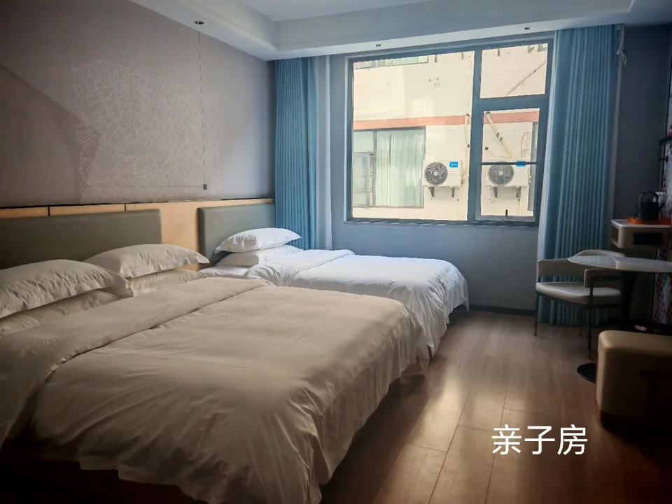 Family room at Borrman Hotel Wulingyuan