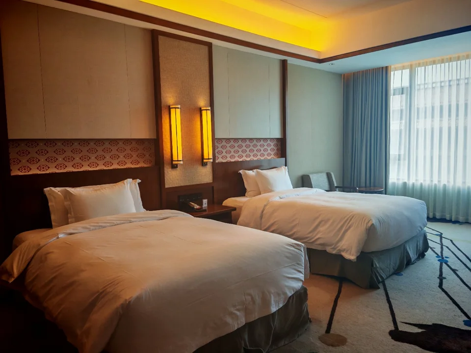 Twin room at Howard Johnson Neodalle Resort